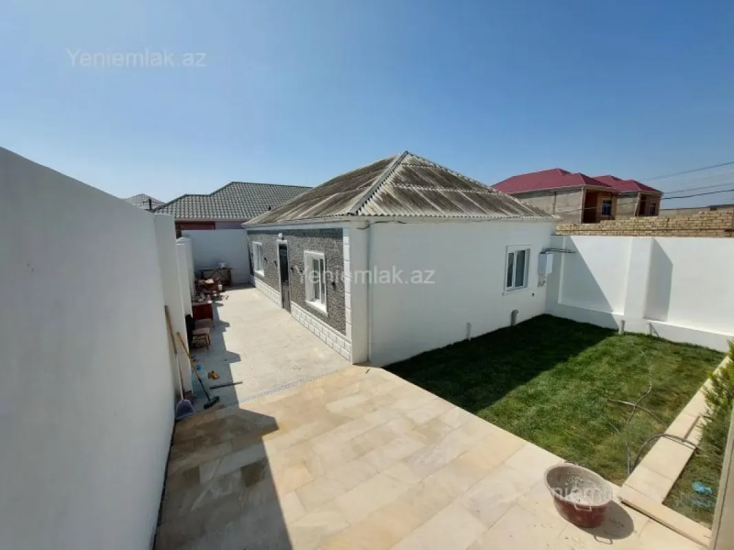 Satılır 4 otaqlı həyət evi 110 m²