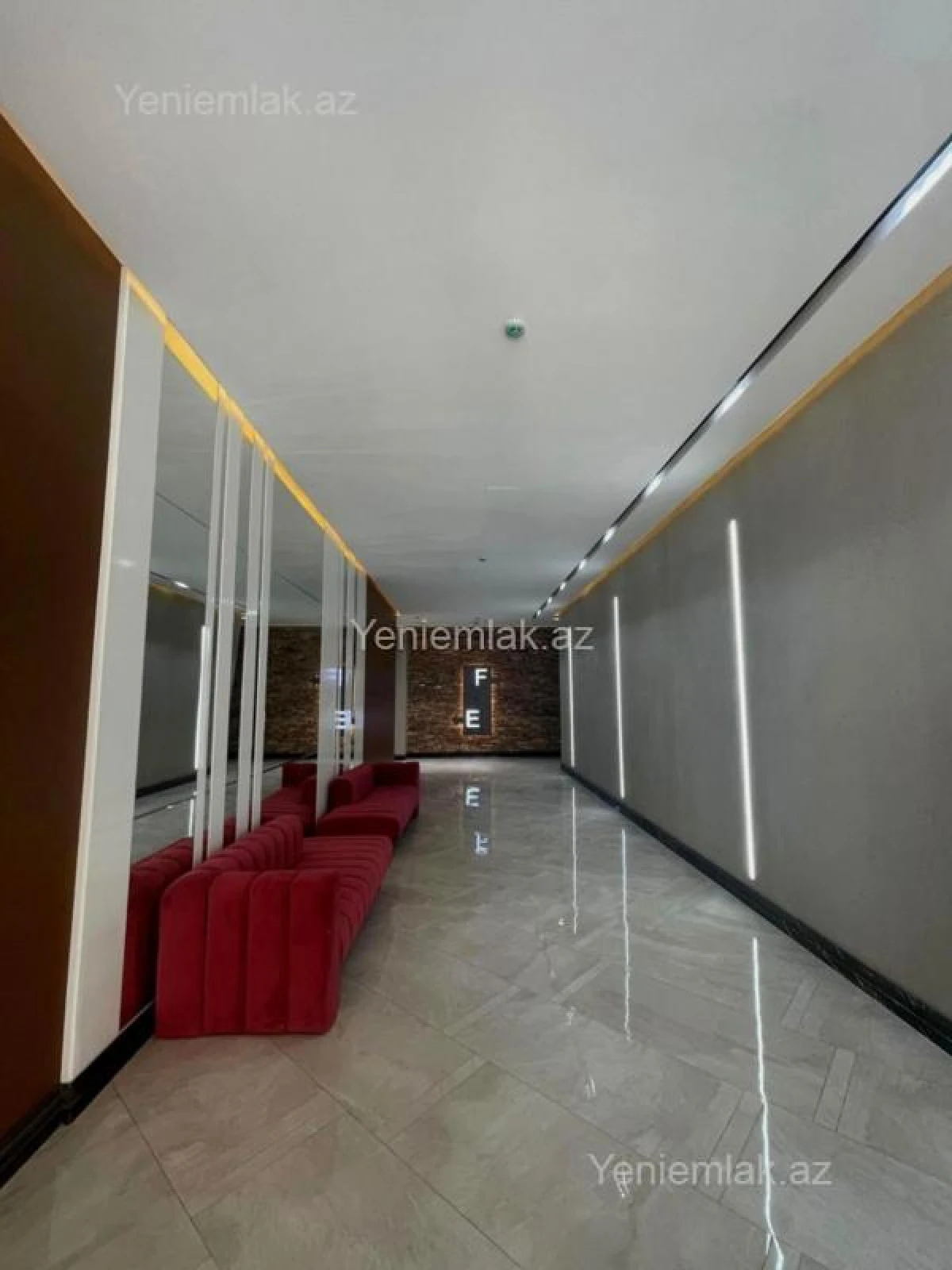 Satılır 2 otaqlı yeni tikili 60 m²