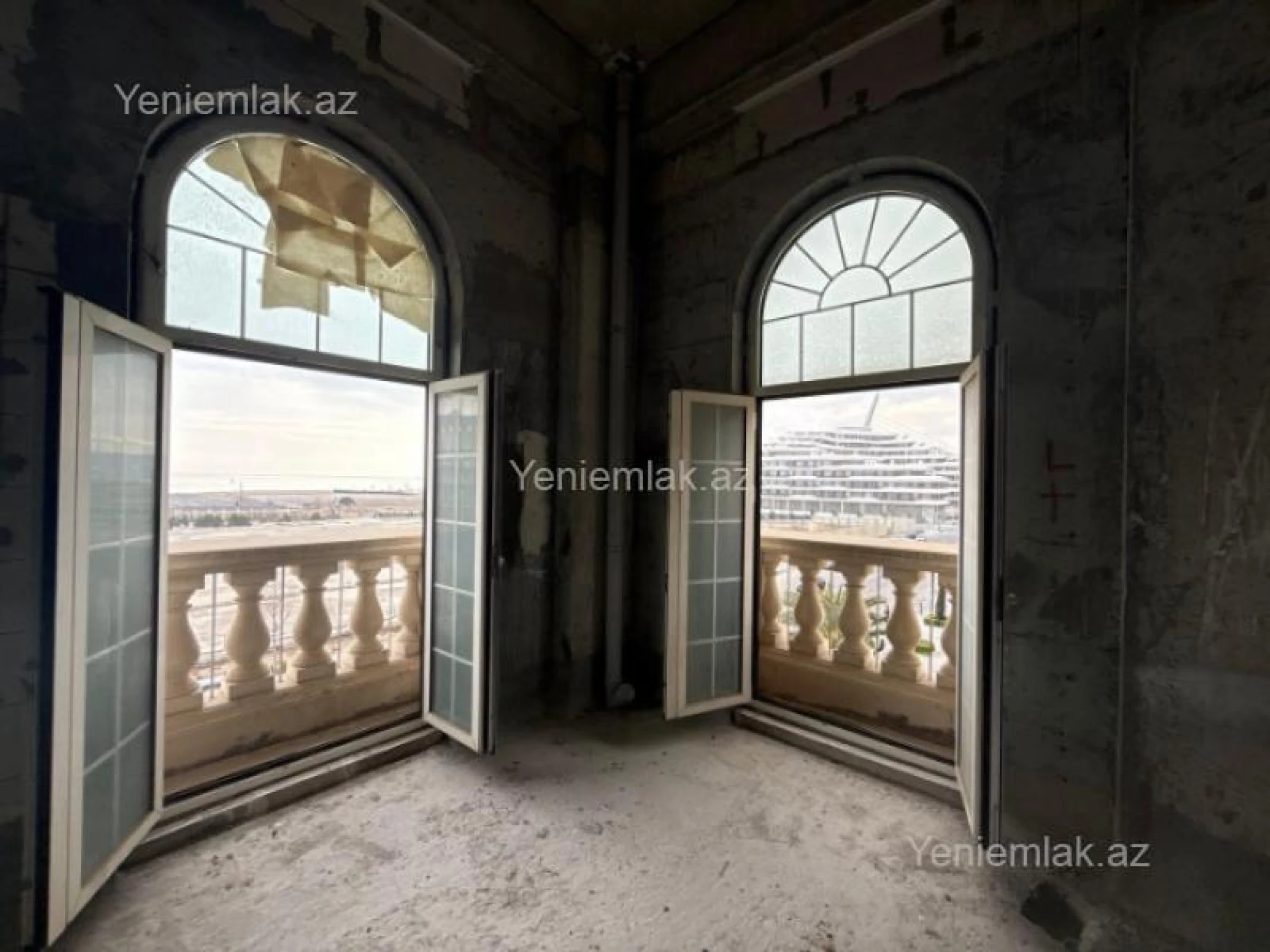 Satılır 3 otaqlı yeni tikili 120 m²