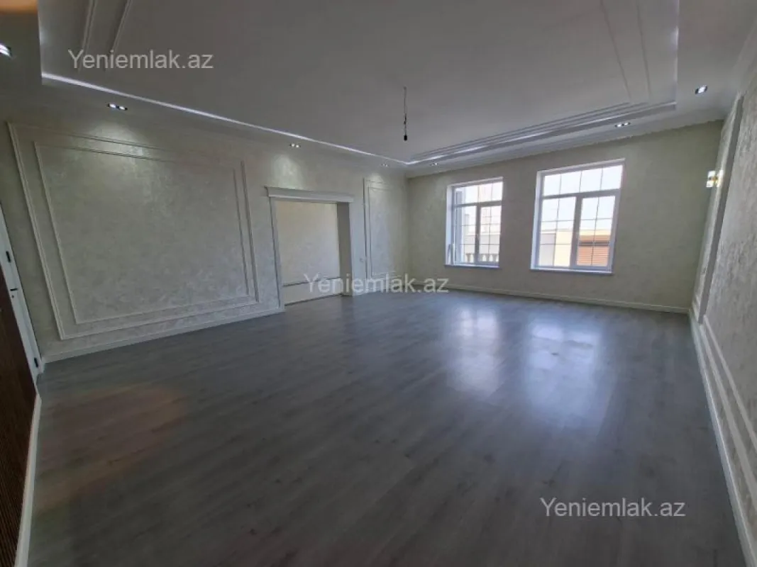 Satılır 6 otaqlı həyət evi 260 m²