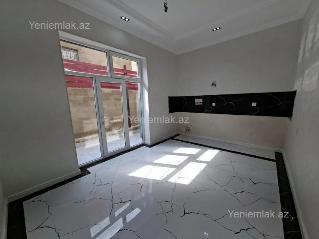 Satılır 6 otaqlı həyət evi 260 m²