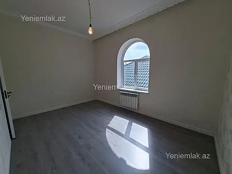 Satılır 6 otaqlı həyət evi 260 m²