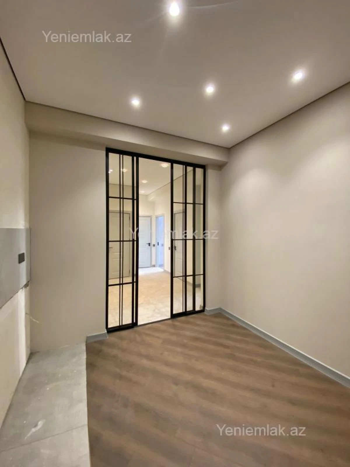 Satılır 3 otaqlı yeni tikili 100 m²