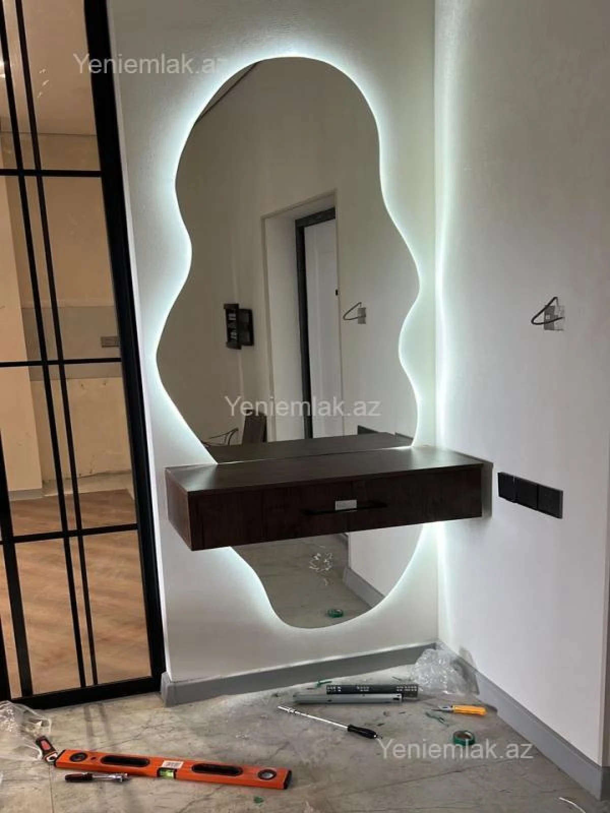 Satılır 3 otaqlı yeni tikili 100 m²