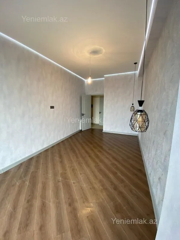 Satılır 3 otaqlı yeni tikili 100 m²