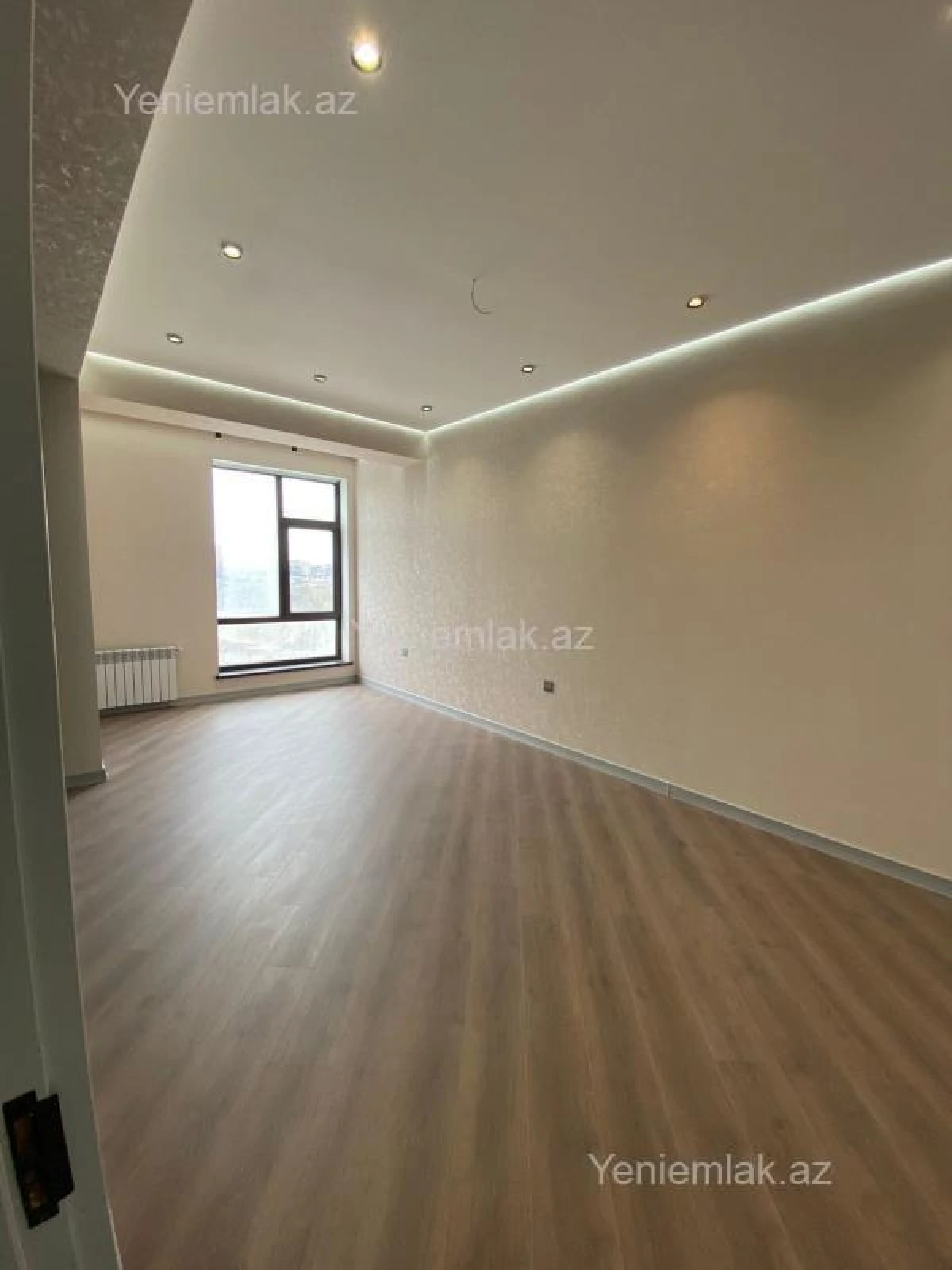 Satılır 3 otaqlı yeni tikili 100 m²