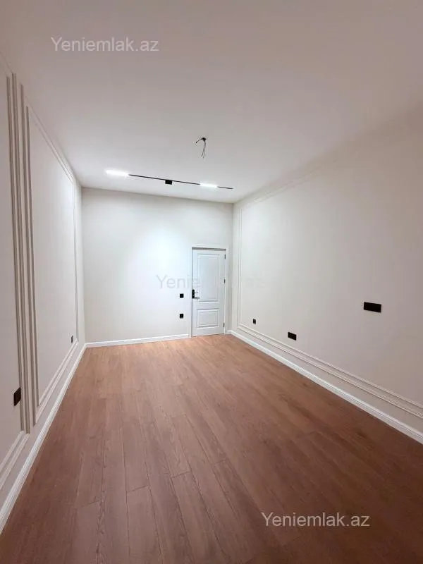 Satılır 3 otaqlı yeni tikili 114 m²