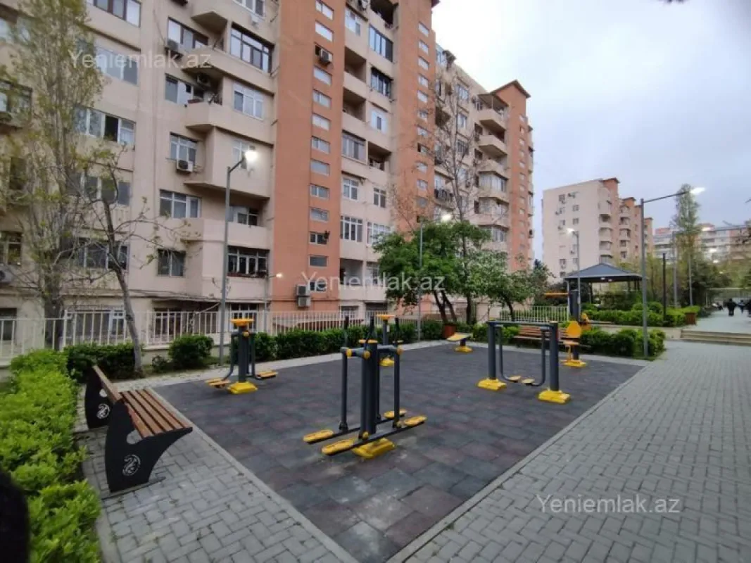 Satılır 1 otaqlı köhnə tikili 42.2 m²