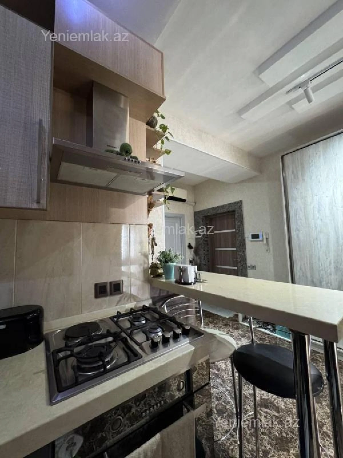 Satılır 2 otaqlı yeni tikili 80 m²
