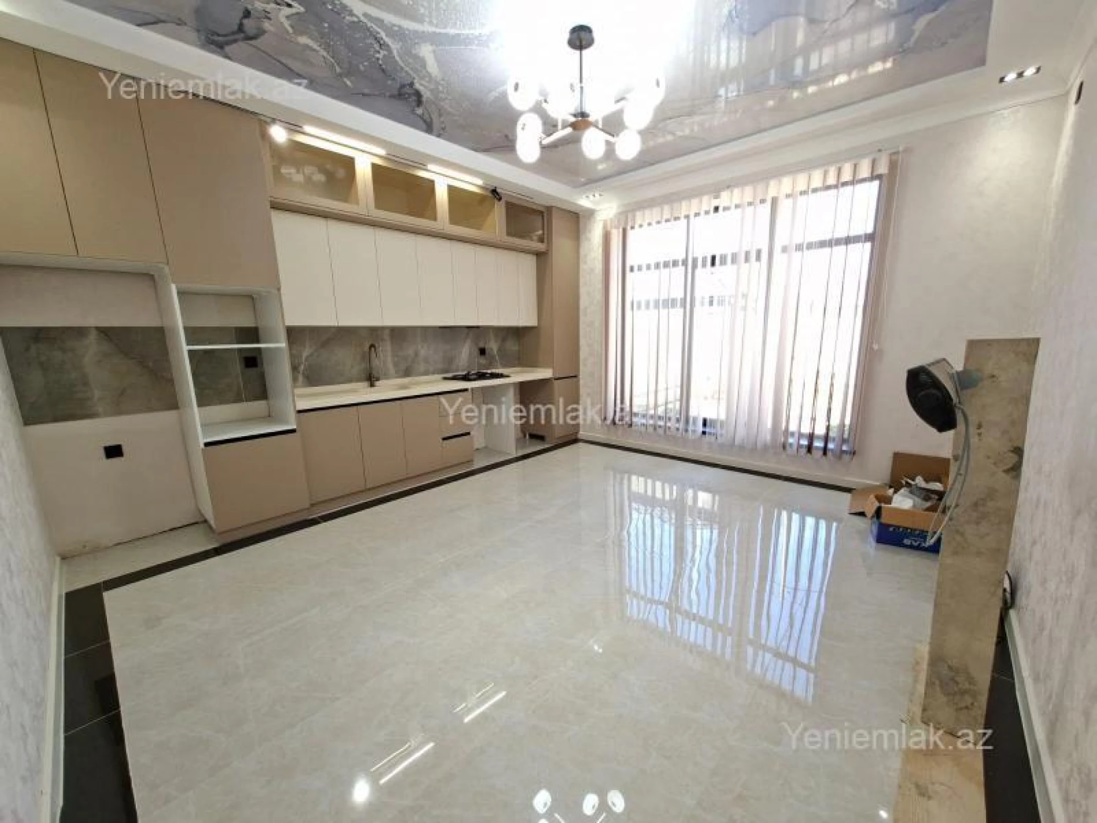 Satılır 5 otaqlı həyət evi 260 m²