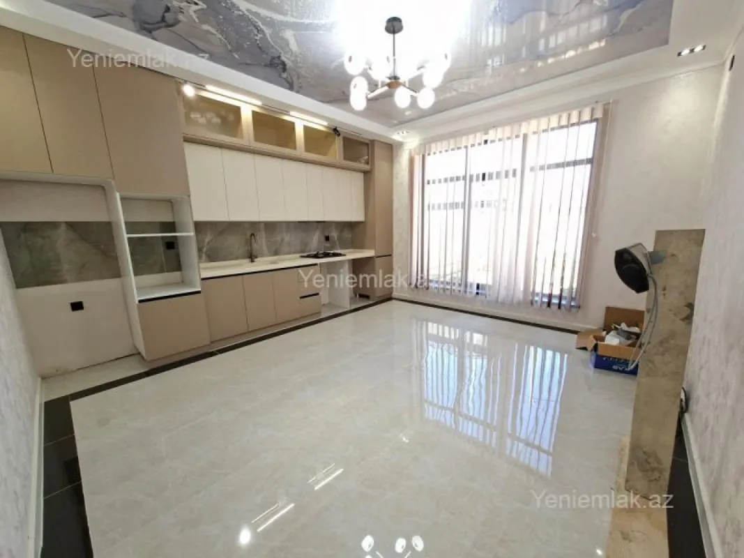 Satılır 5 otaqlı həyət evi 260 m²