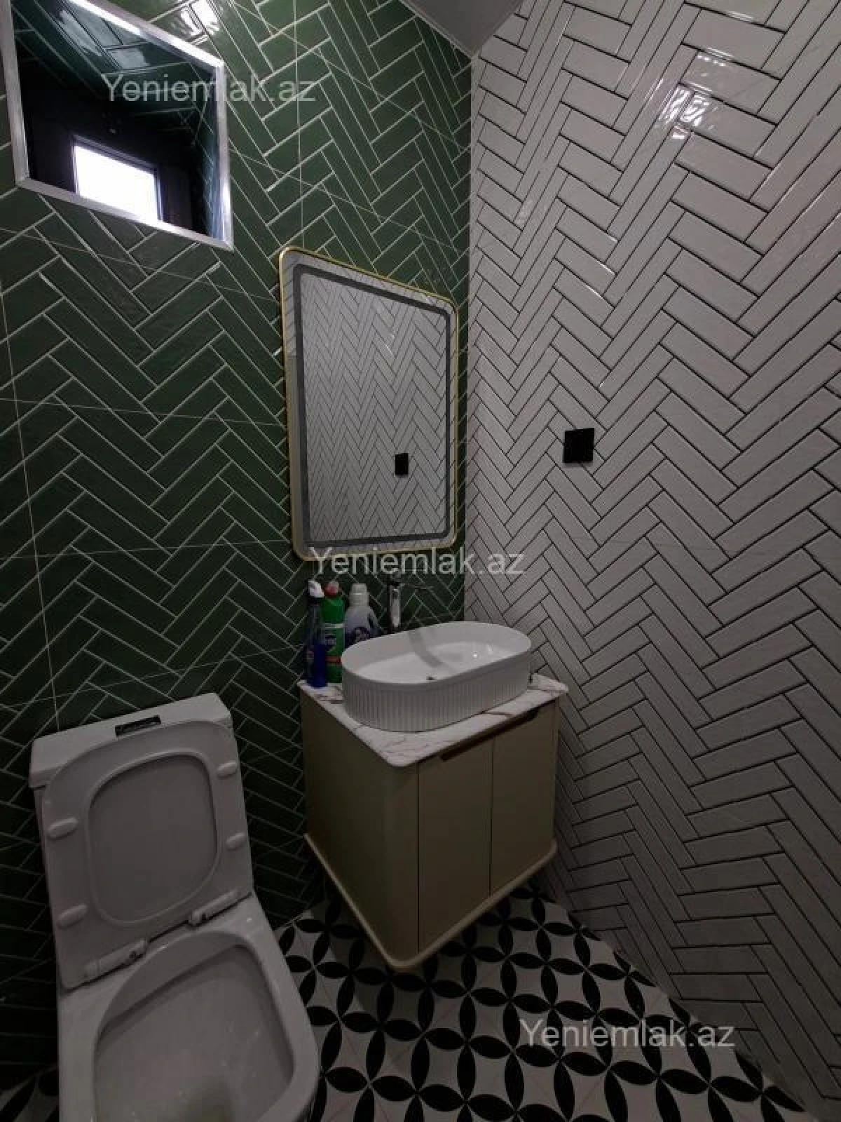 Satılır 5 otaqlı həyət evi 260 m²