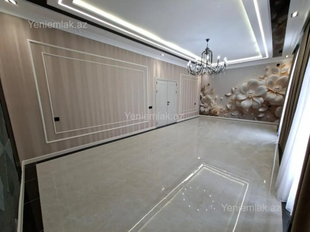 Satılır 5 otaqlı həyət evi 260 m²