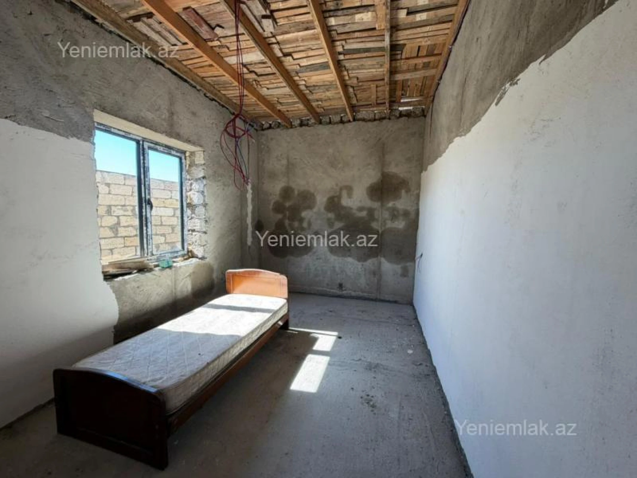 Satılır 4 otaqlı həyət evi 110 m²