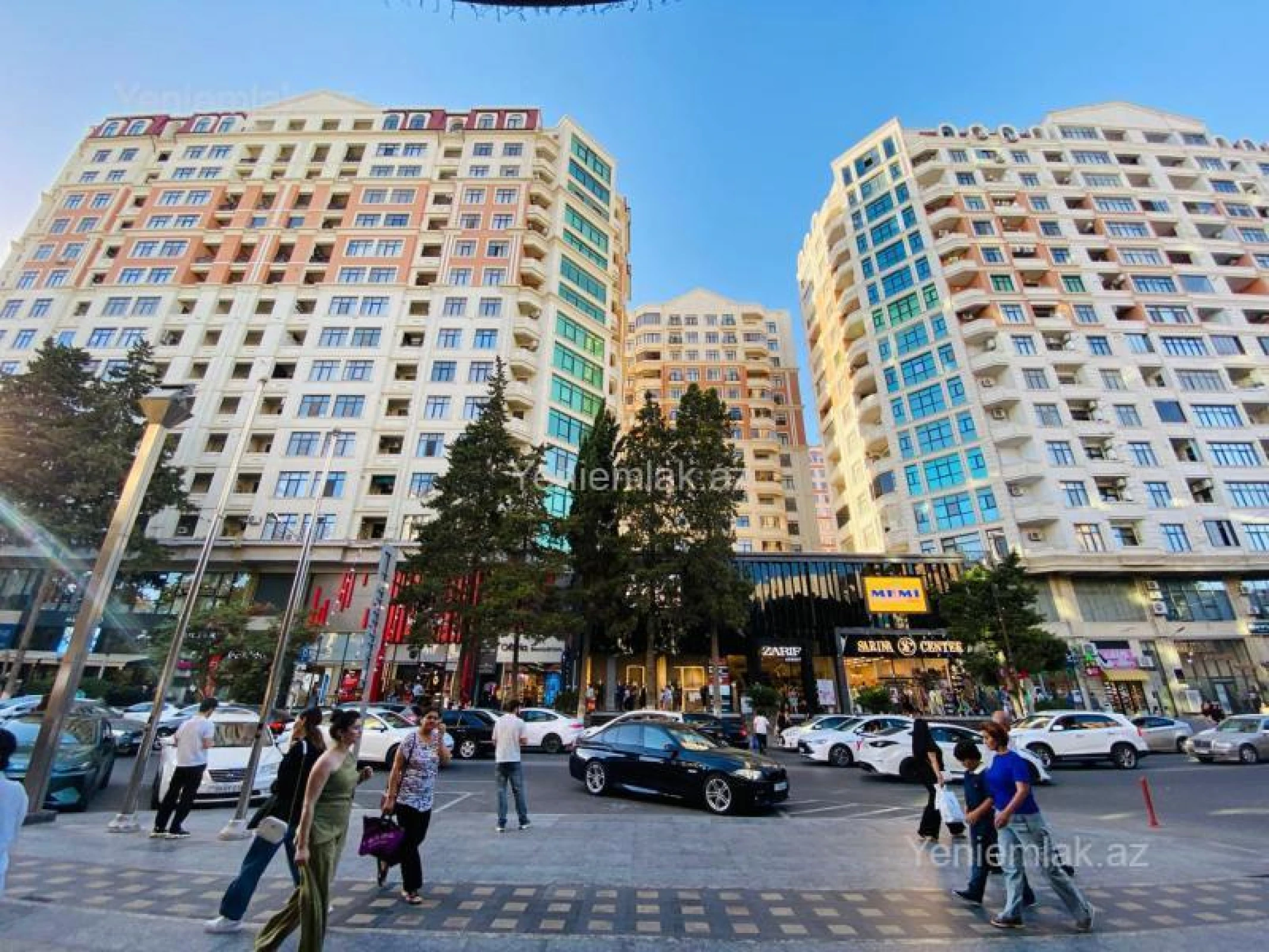 Satılır 3 otaqlı yeni tikili 138 m²