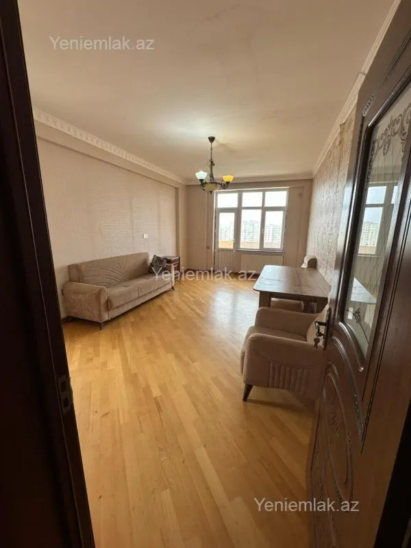 Satılır 2 otaqlı yeni tikili 87 m²