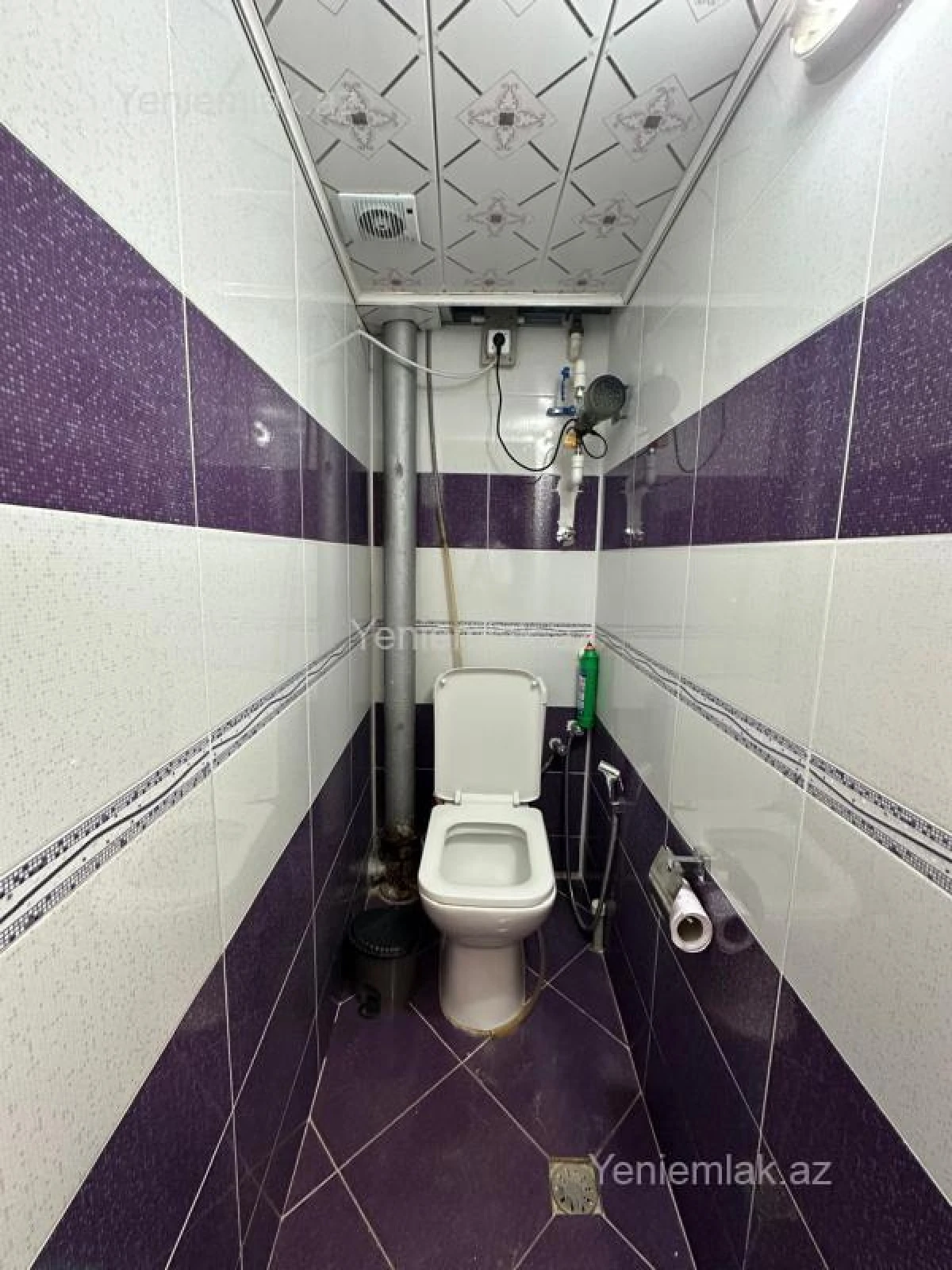 Satılır 2 otaqlı köhnə tikili 65 m²