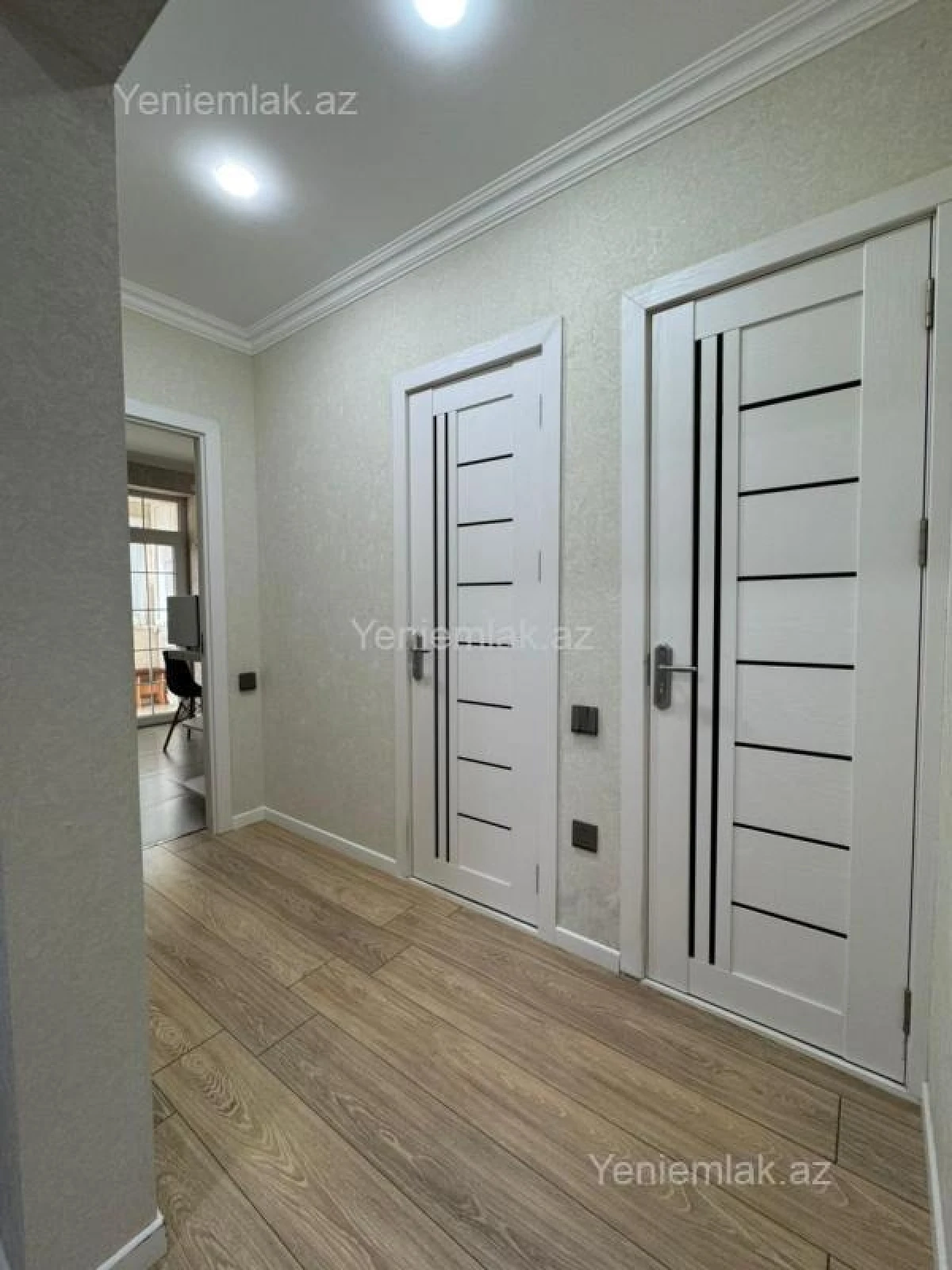 Satılır 3 otaqlı köhnə tikili 75 m²