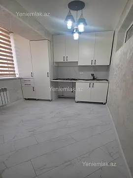 Satılır 2 otaqlı köhnə tikili 60 m²