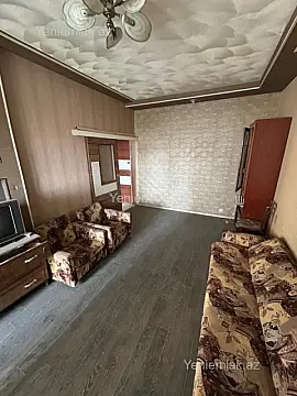 Satılır 2 otaqlı köhnə tikili 50 m²