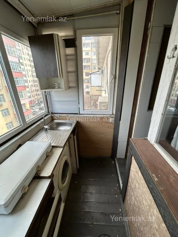 Satılır 2 otaqlı köhnə tikili 50 m²