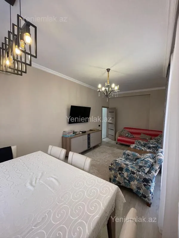 Satılır 2 otaqlı yeni tikili 70 m²