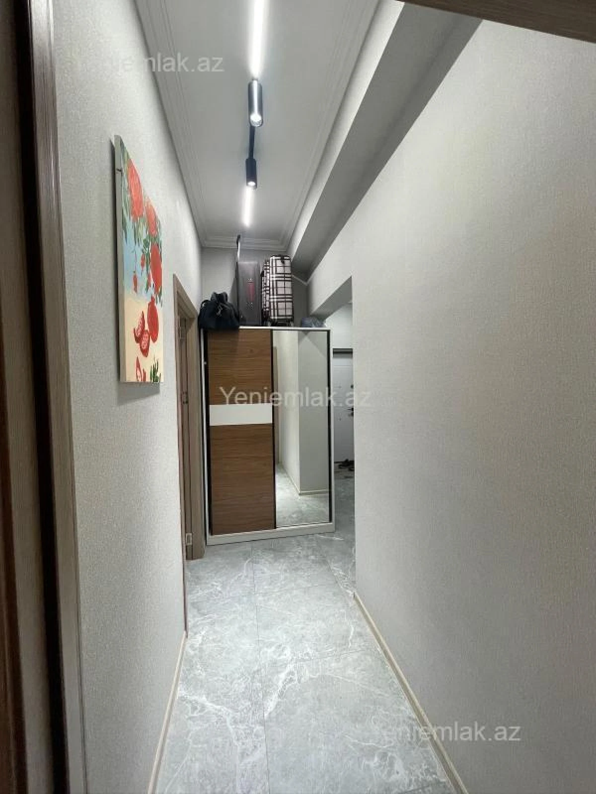 Satılır 2 otaqlı yeni tikili 70 m²