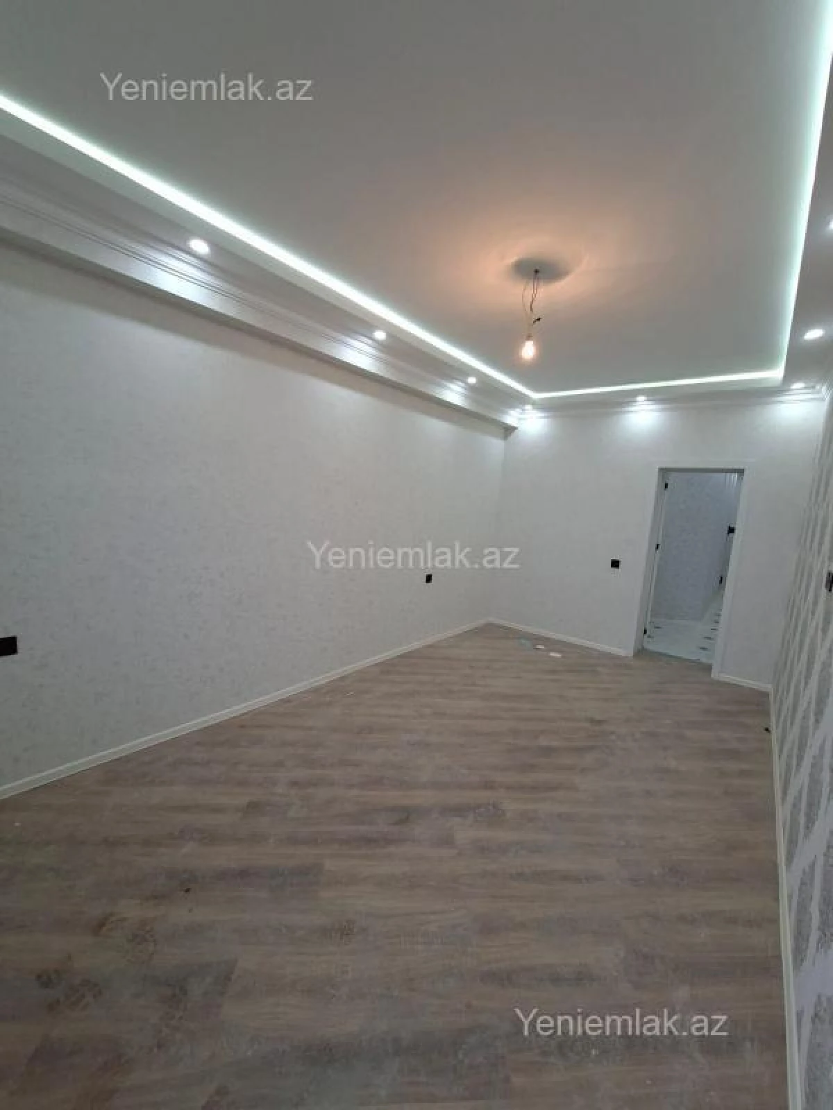 Satılır 3 otaqlı yeni tikili 80 m²