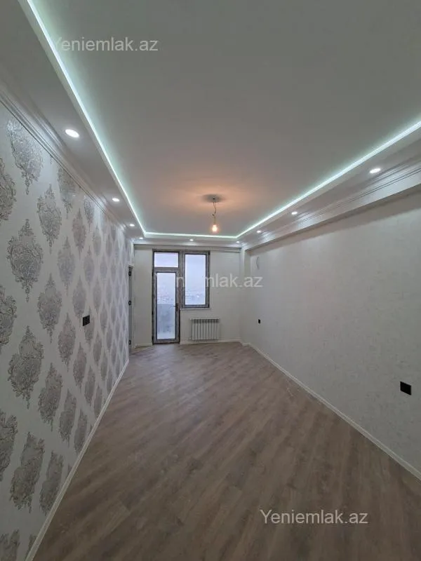 Satılır 3 otaqlı yeni tikili 80 m²