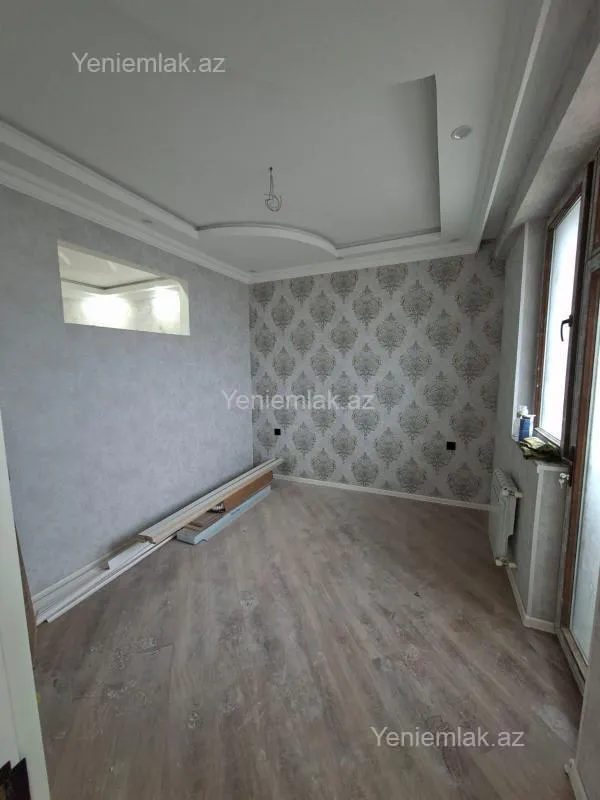 Satılır 3 otaqlı yeni tikili 80 m²
