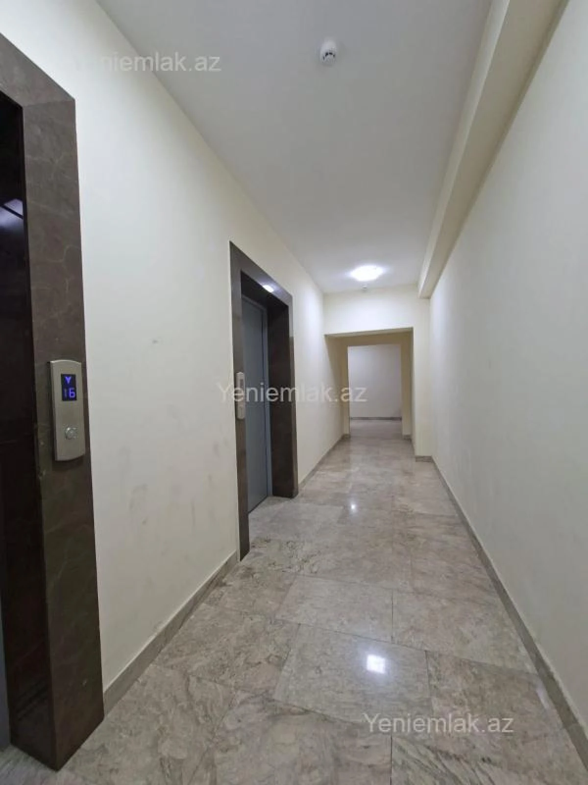 Satılır 3 otaqlı yeni tikili 80 m²