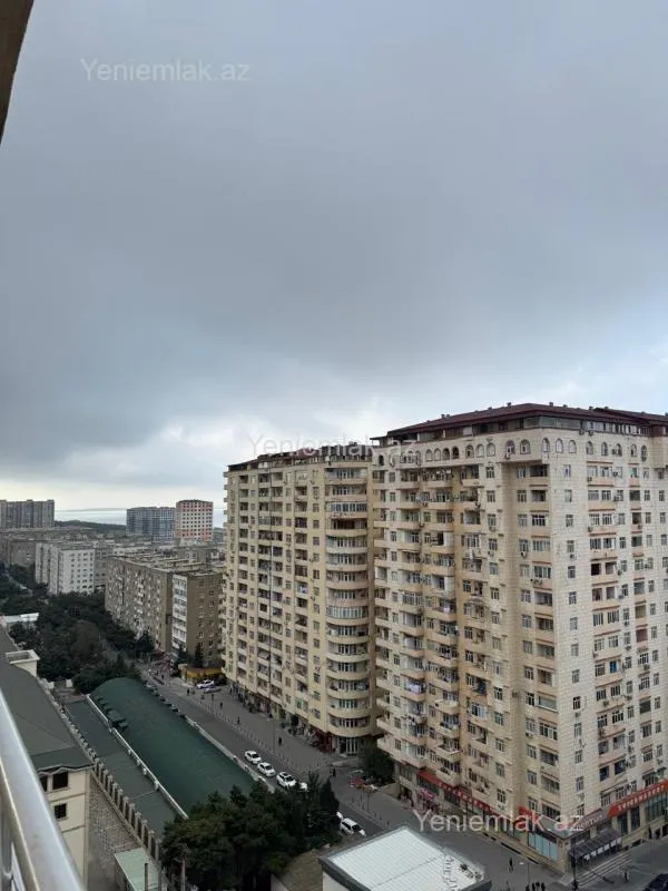 Satılır 3 otaqlı yeni tikili 120 m²
