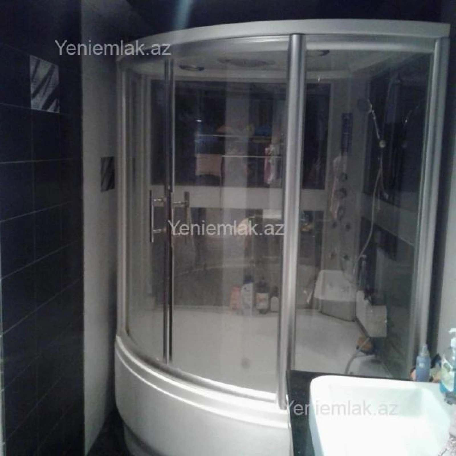Satılır 3 otaqlı yeni tikili 120 m²