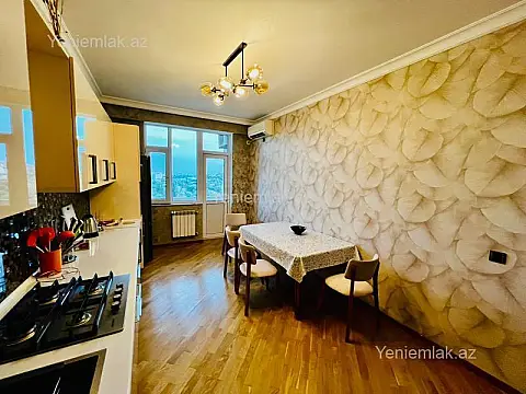 Satılır 3 otaqlı yeni tikili 128 m²
