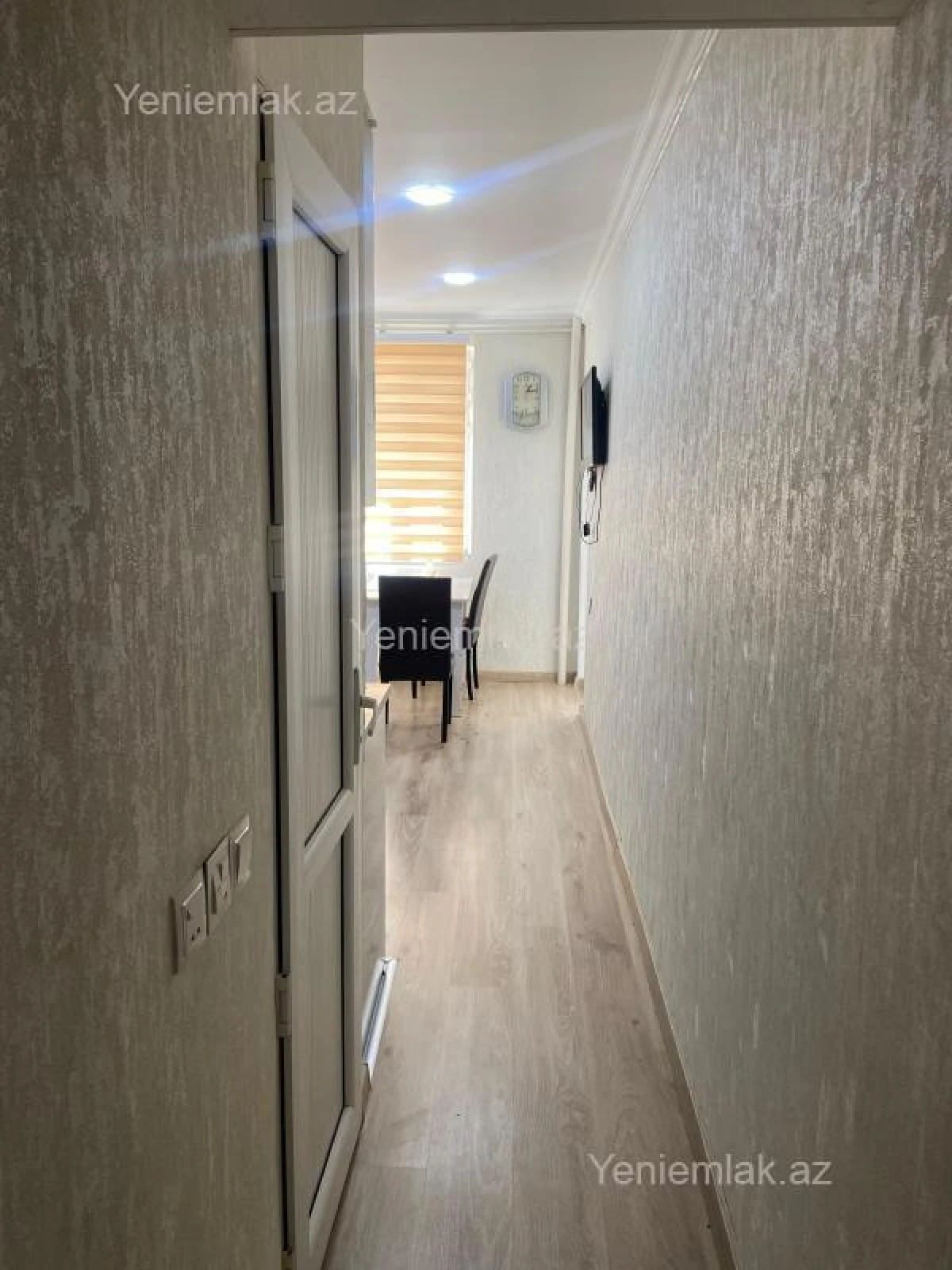 Satılır 4 otaqlı köhnə tikili 90 m²
