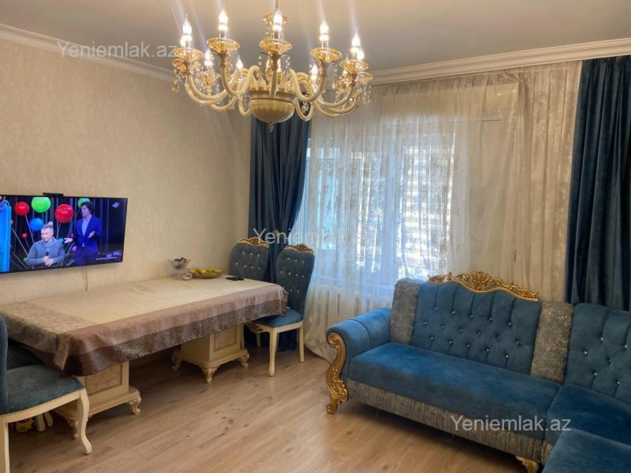 Satılır 4 otaqlı köhnə tikili 90 m²