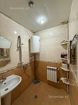 Satılır 3 otaqlı köhnə tikili 65 m²
