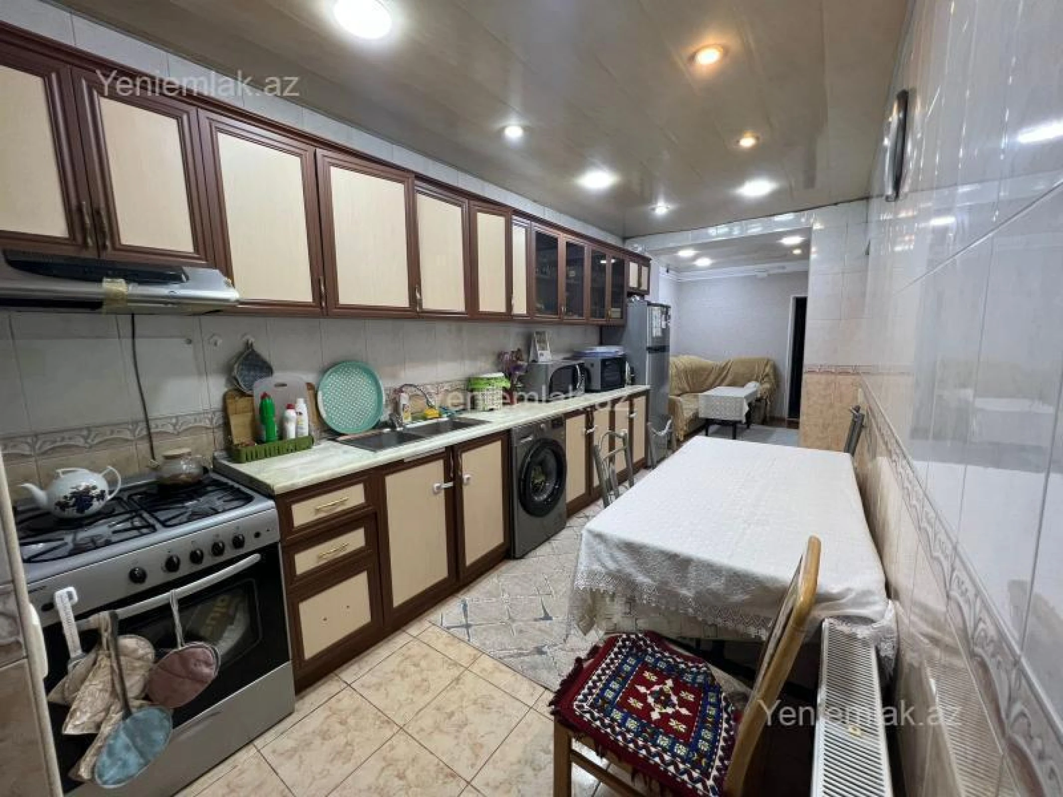 Satılır 3 otaqlı köhnə tikili 101 m²