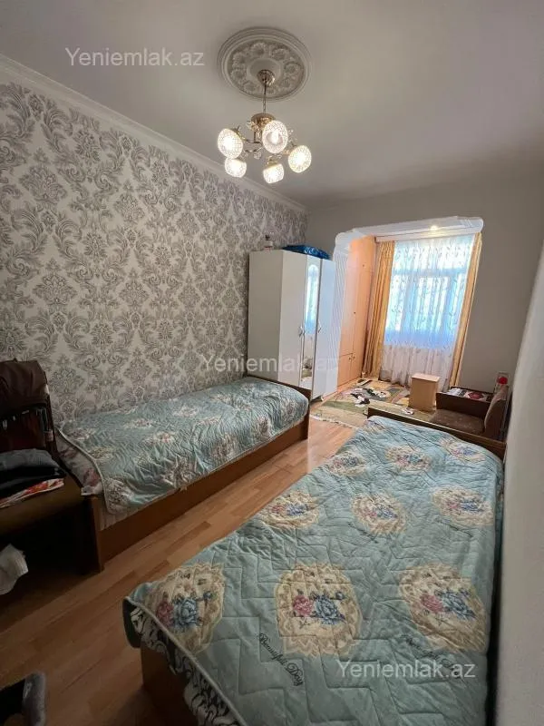 Satılır 3 otaqlı köhnə tikili 101 m²