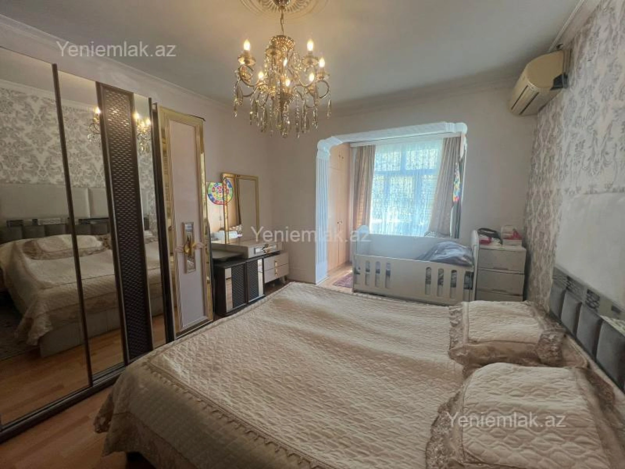 Satılır 3 otaqlı köhnə tikili 101 m²