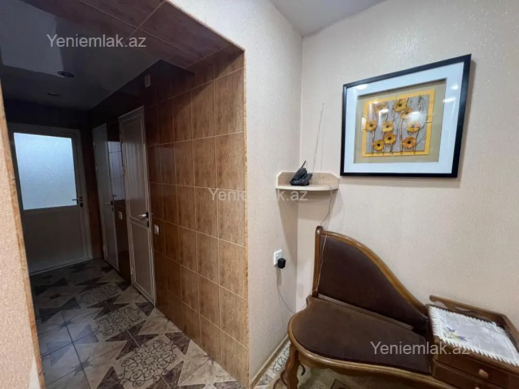 Satılır 3 otaqlı köhnə tikili 101 m²