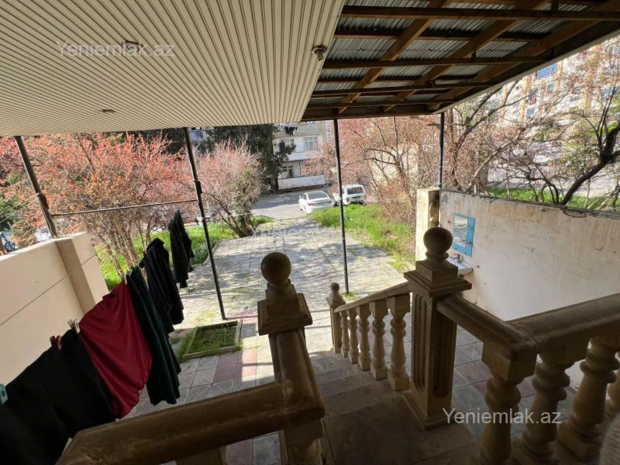 Satılır 3 otaqlı köhnə tikili 101 m²