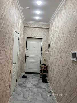 Satılır 2 otaqlı yeni tikili 70 m²