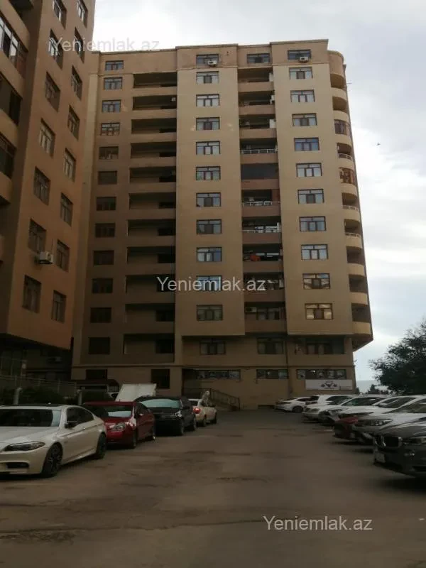 Satılır 3 otaqlı yeni tikili 141 m²