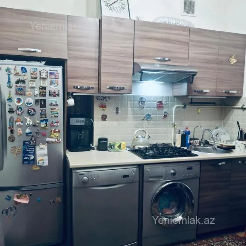 Satılır 2 otaqlı yeni tikili 70 m²