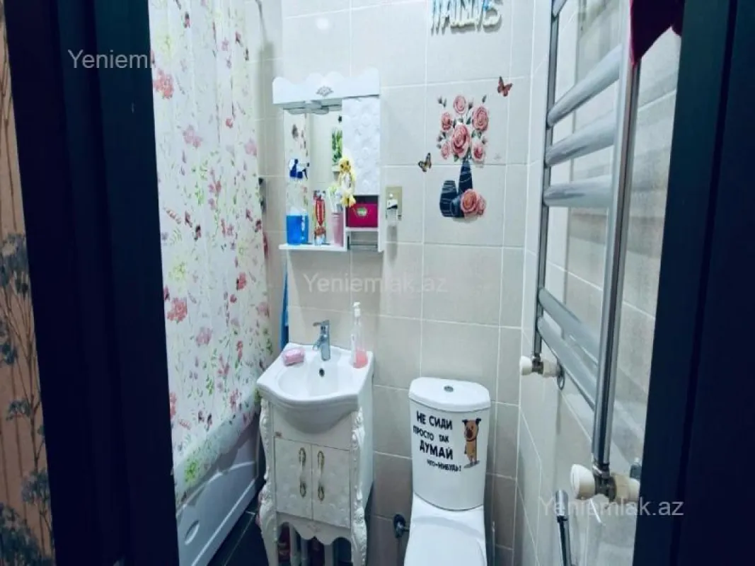 Satılır 2 otaqlı yeni tikili 70 m²