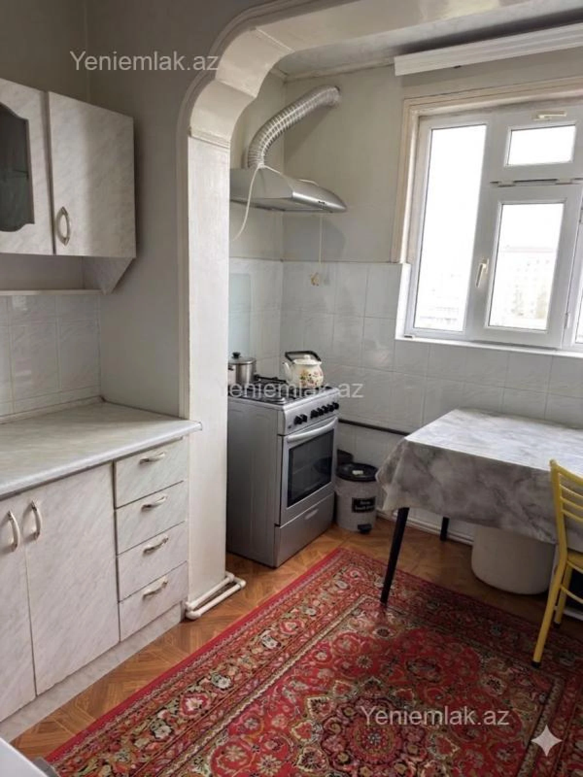 Satılır 2 otaqlı köhnə tikili 57 m²