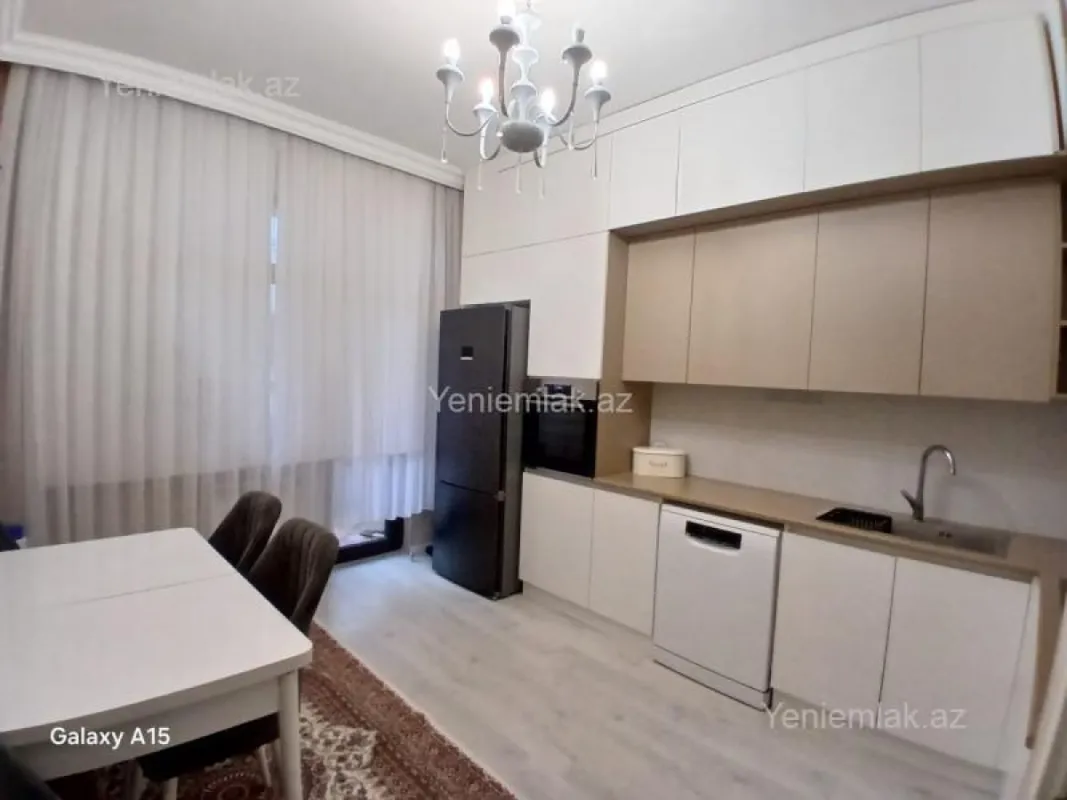 Satılır 3 otaqlı yeni tikili 106 m²