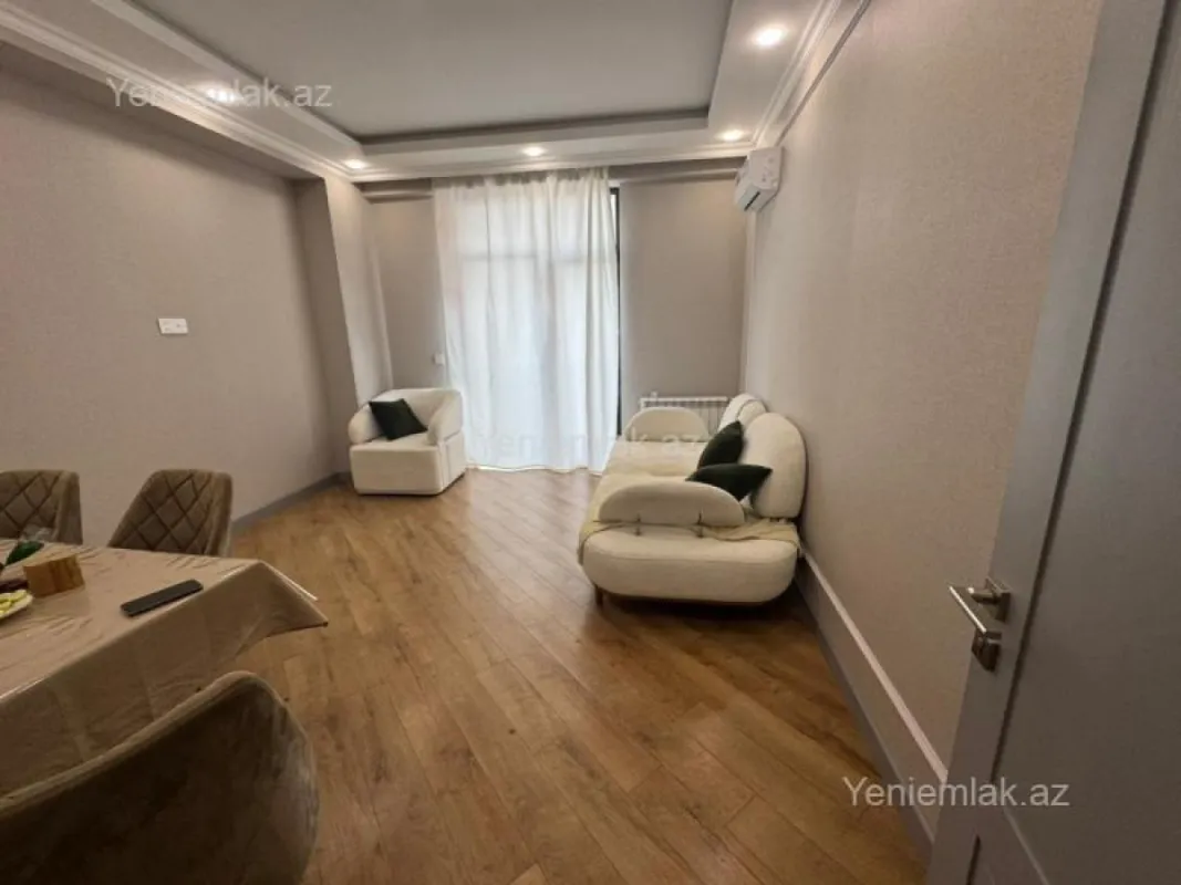 Satılır 2 otaqlı yeni tikili 82 m²