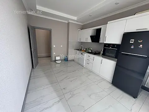 Satılır 2 otaqlı yeni tikili 82 m²